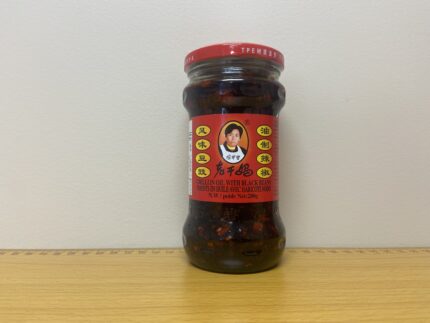 Chili in oil with black beans, 280g